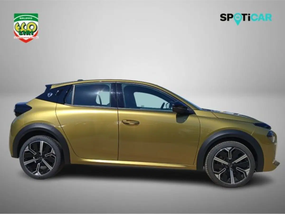 Lancia Ypsilon nuova a Frosinone (4)