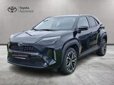 Toyota Yaris Cross 1.5 Hybrid 5p. E-CVT Lounge del 2022 usata a Roma