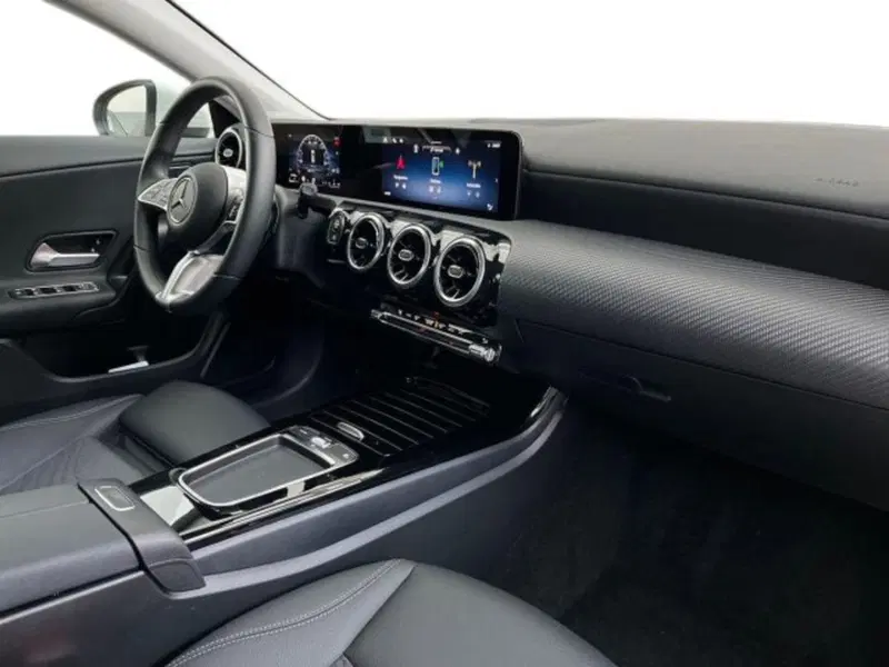Mercedes-Benz CLA Shooting Brake usata a Verona (16)
