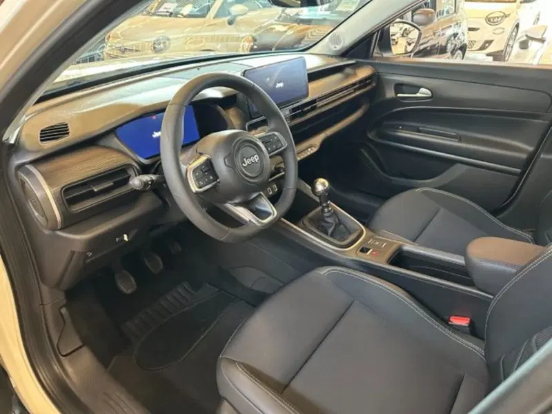 Jeep Avenger usata a Vicenza (7)