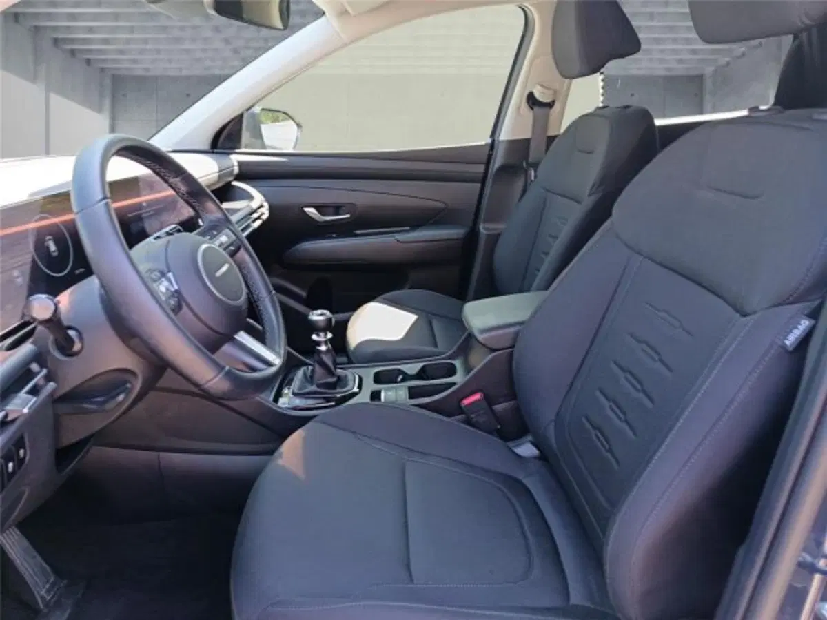 Hyundai Tucson usata a Bari (11)