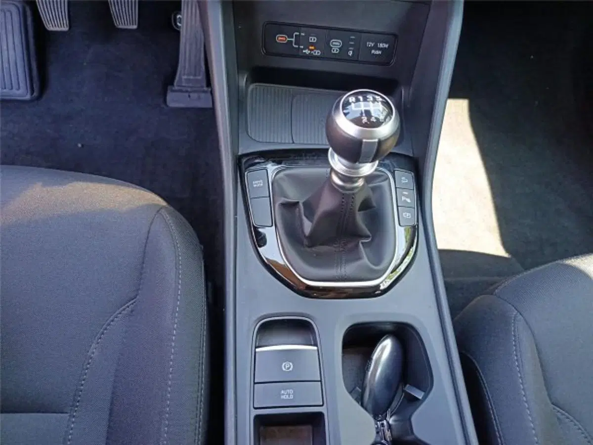 Hyundai Tucson usata a Bari (19)
