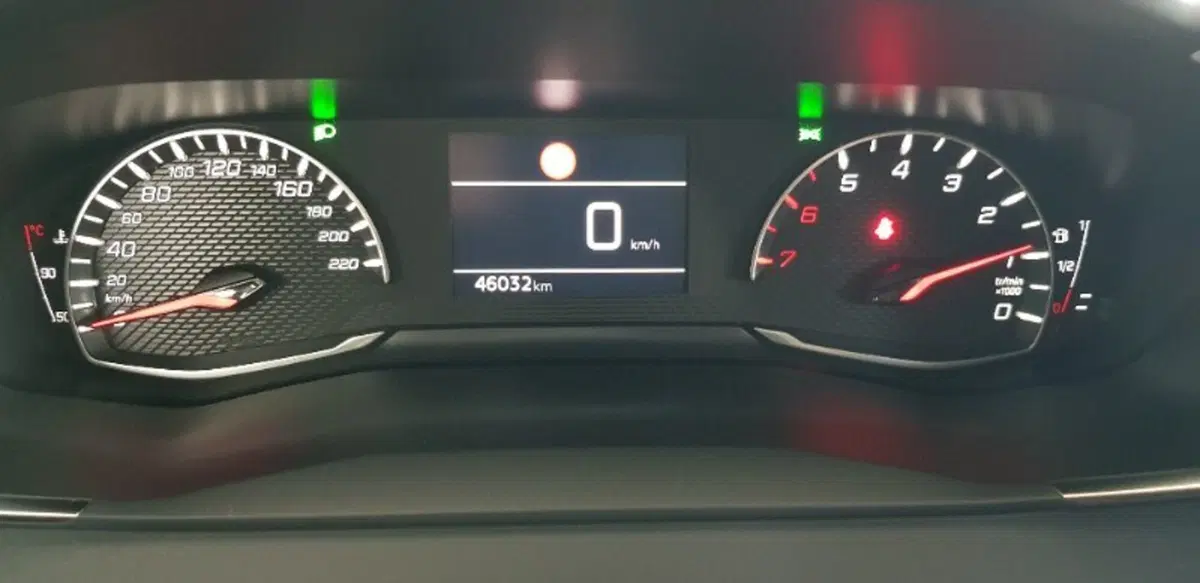 Peugeot 208 usata a Pordenone (12)