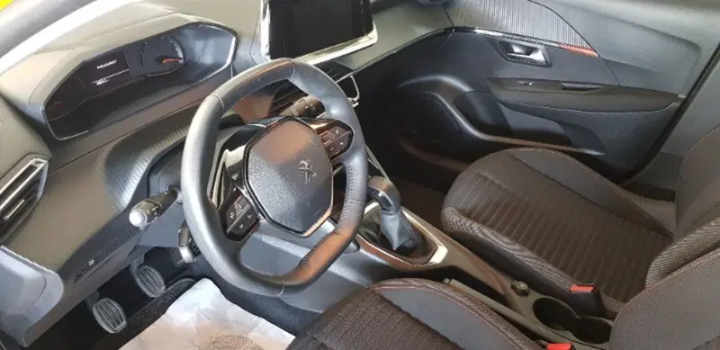 Peugeot 208 usata a Pordenone (20)