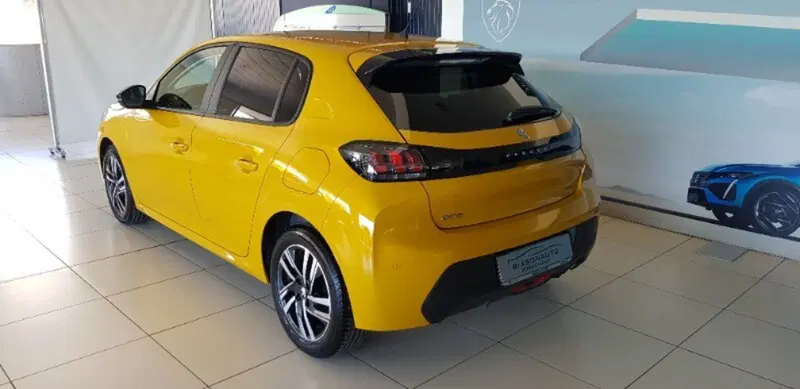 Peugeot 208 usata a Pordenone (4)