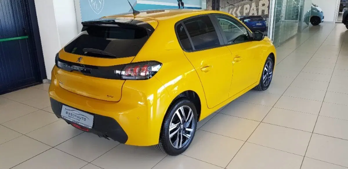 Peugeot 208 usata a Pordenone (6)