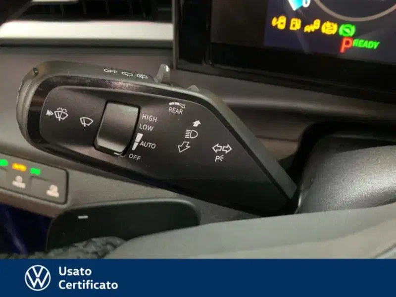 Volkswagen T-Roc usata a Vicenza (12)
