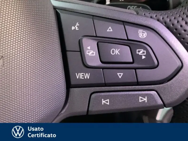 Volkswagen T-Roc usata a Vicenza (9)