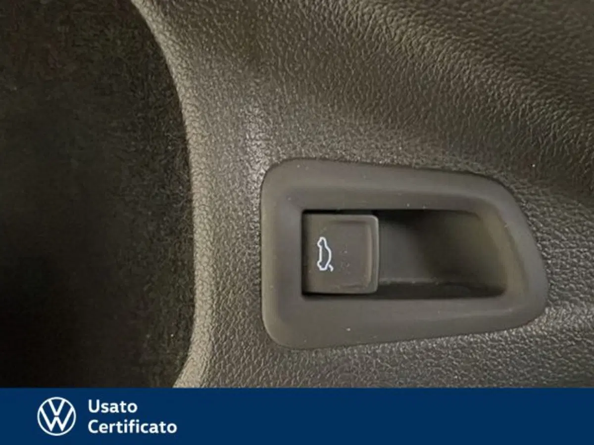 Volkswagen Golf Variant usata a Vicenza (17)