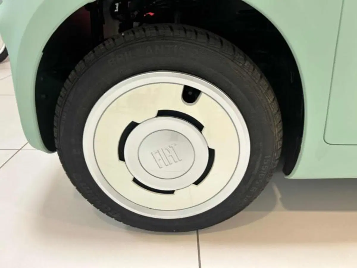 Fiat Topolino nuova a Vercelli (11)