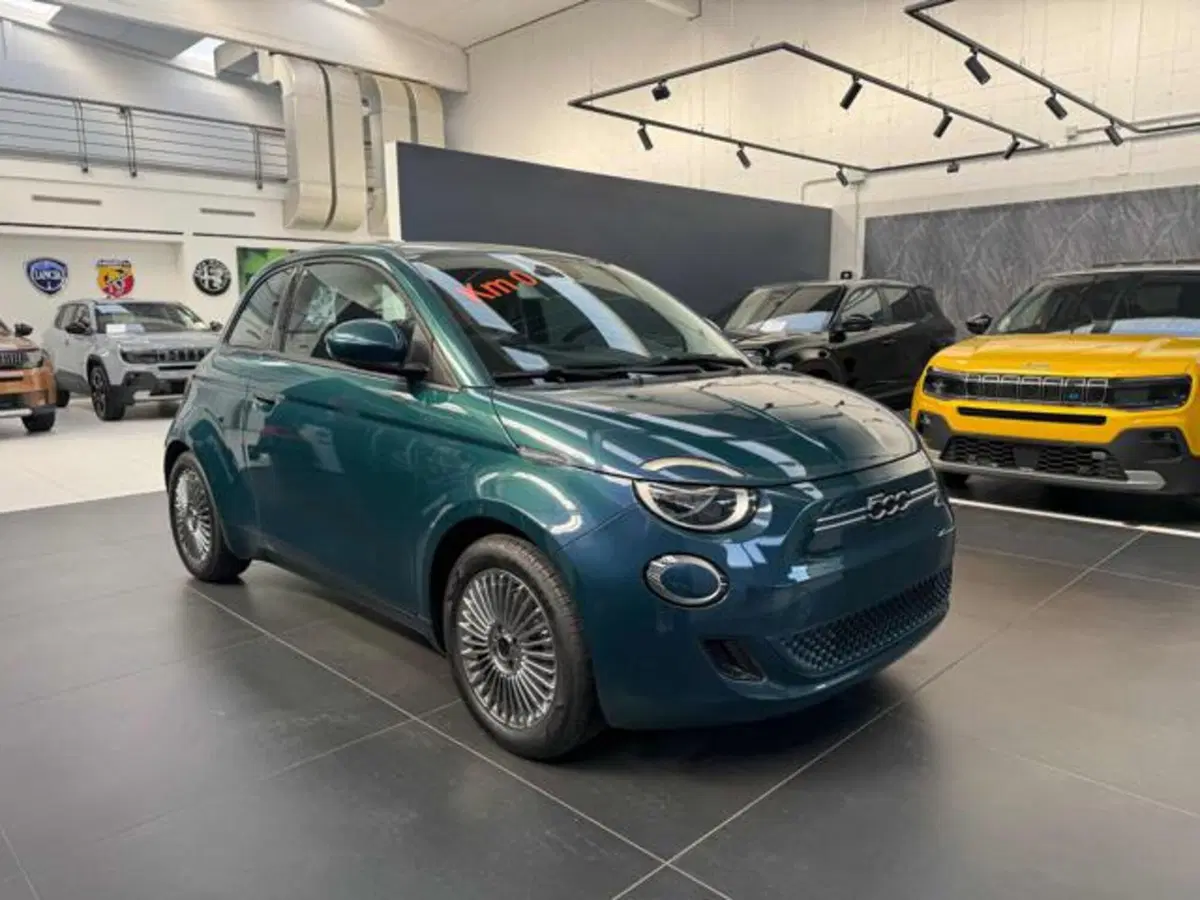 Fiat 500e nuova a Vercelli