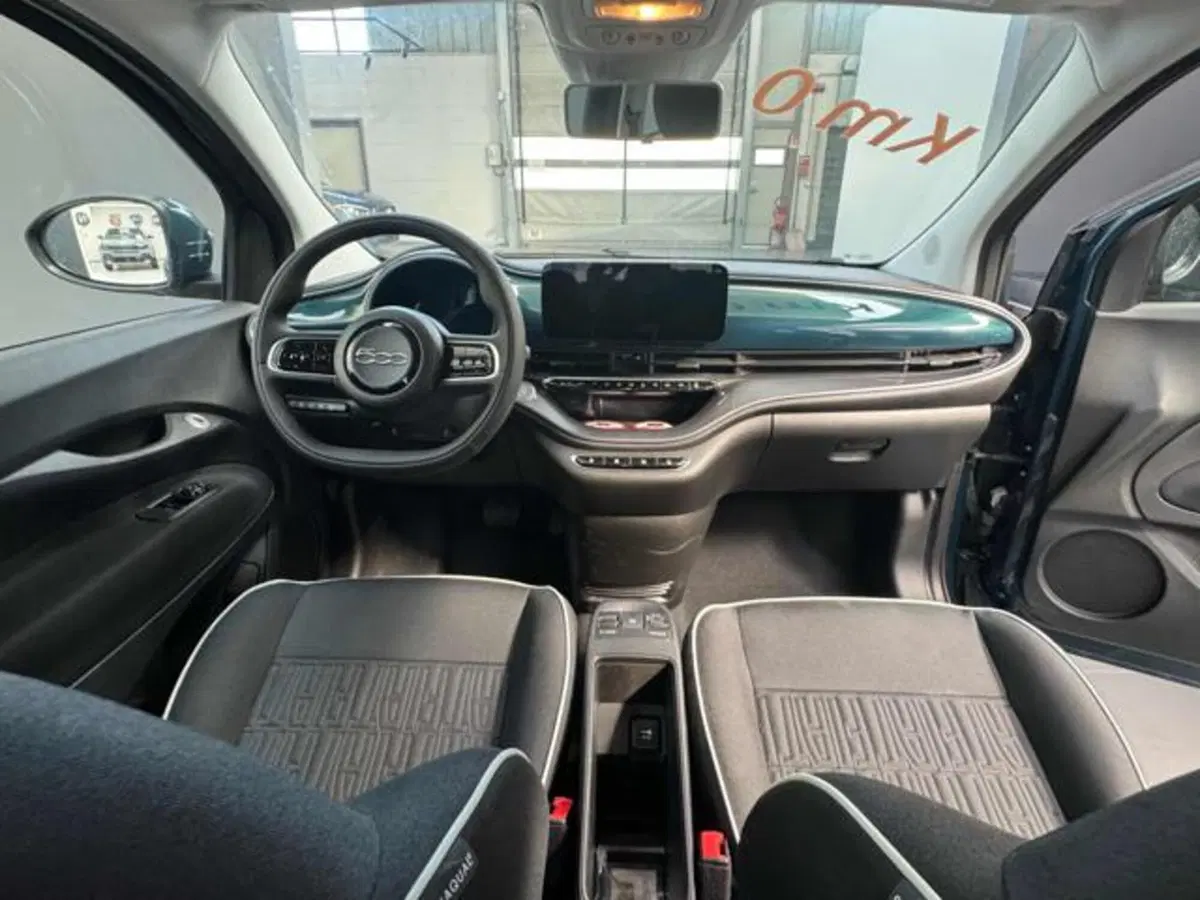 Fiat 500e nuova a Vercelli (10)