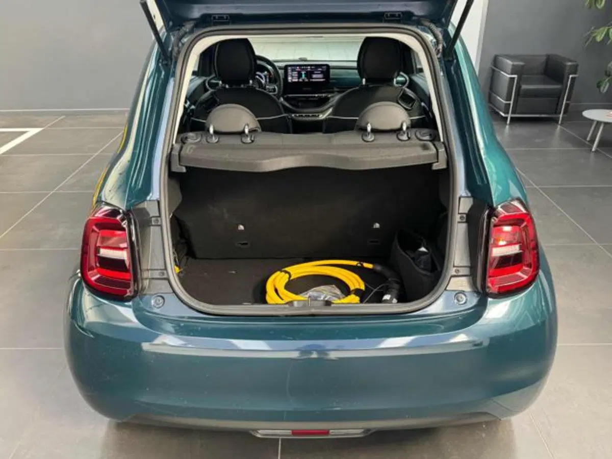 Fiat 500e nuova a Vercelli (15)