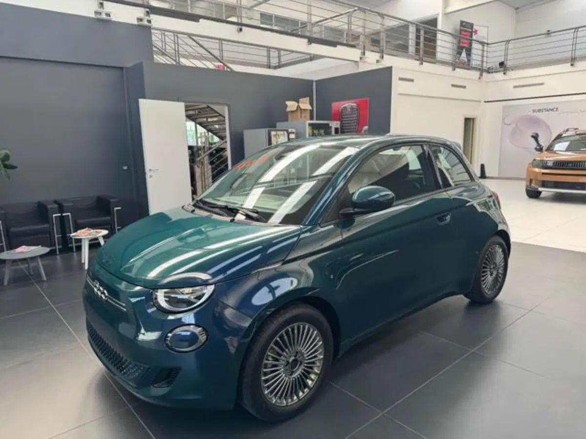 Fiat 500e nuova a Vercelli (3)