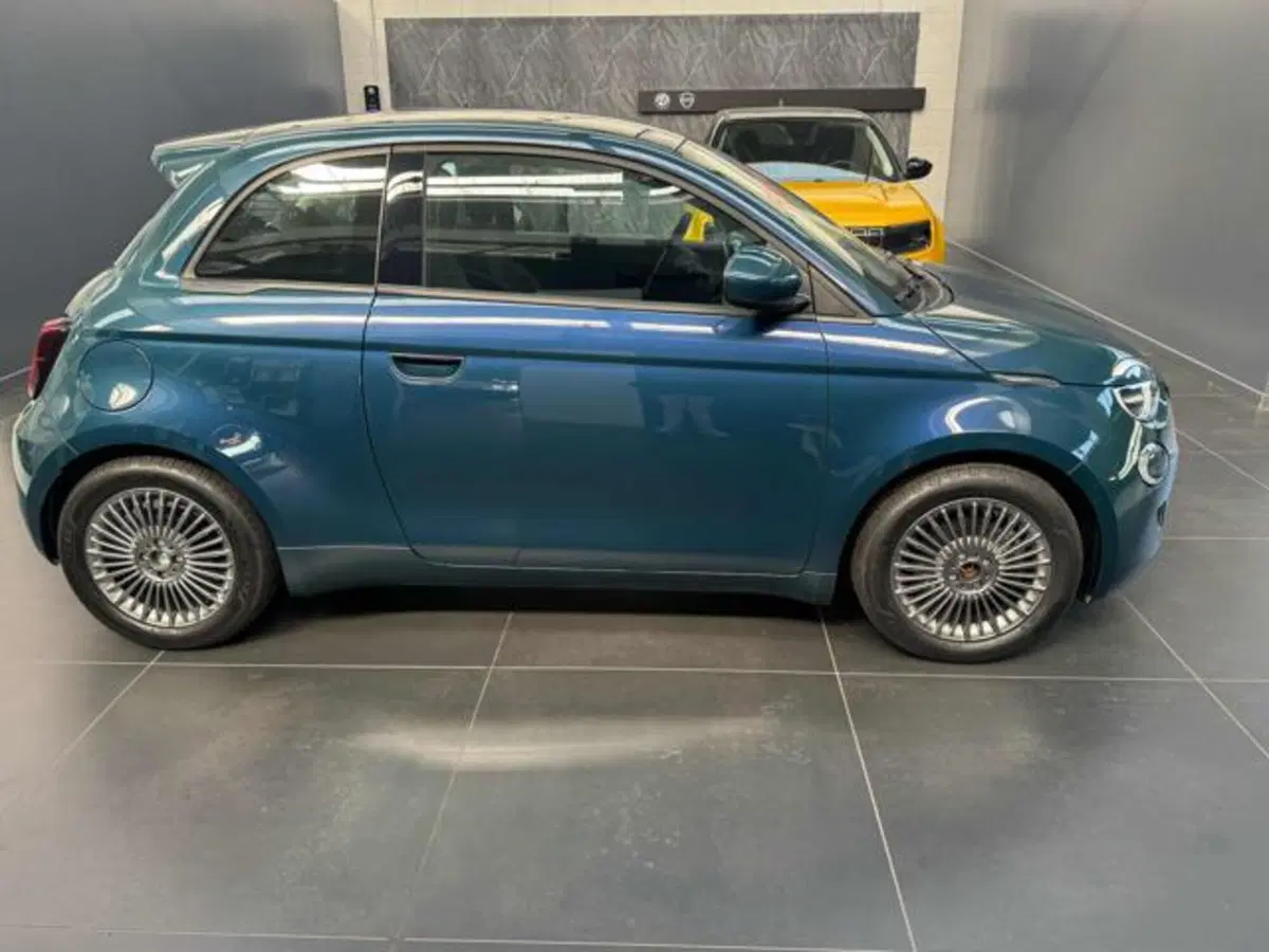Fiat 500e nuova a Vercelli (8)