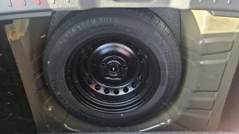 Nissan Juke usata a Lucca (18)