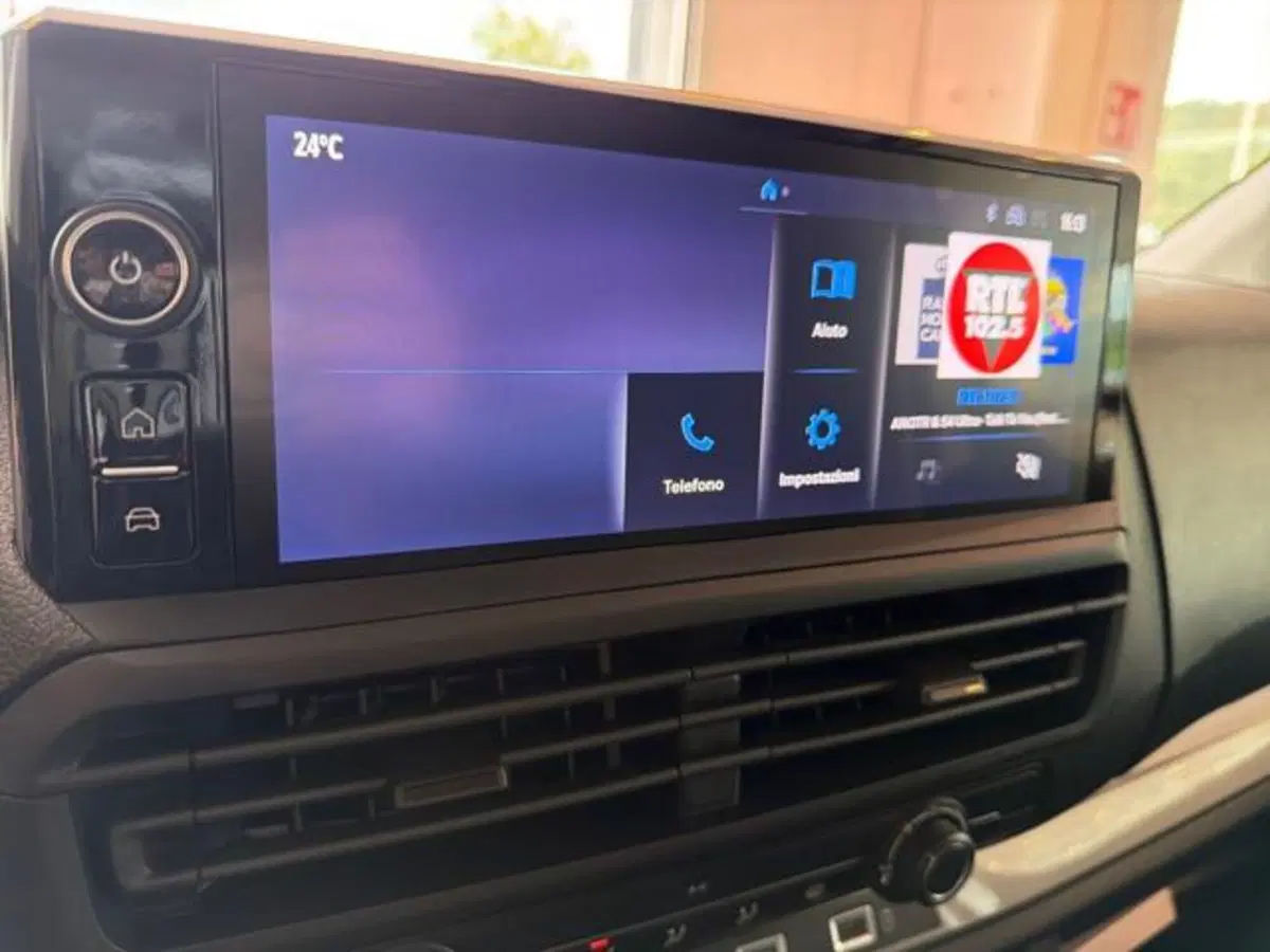 Toyota Proace nuova a Sassari (12)