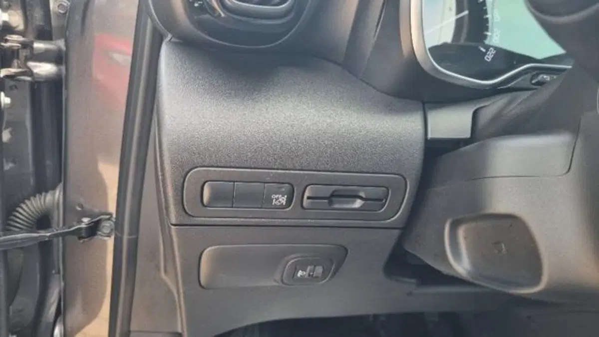 Citroen C3 Aircross usata a Savona (13)