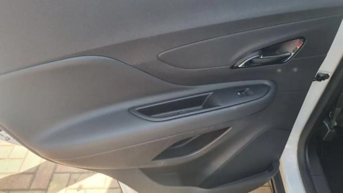 Opel Mokka usata a Savona (18)
