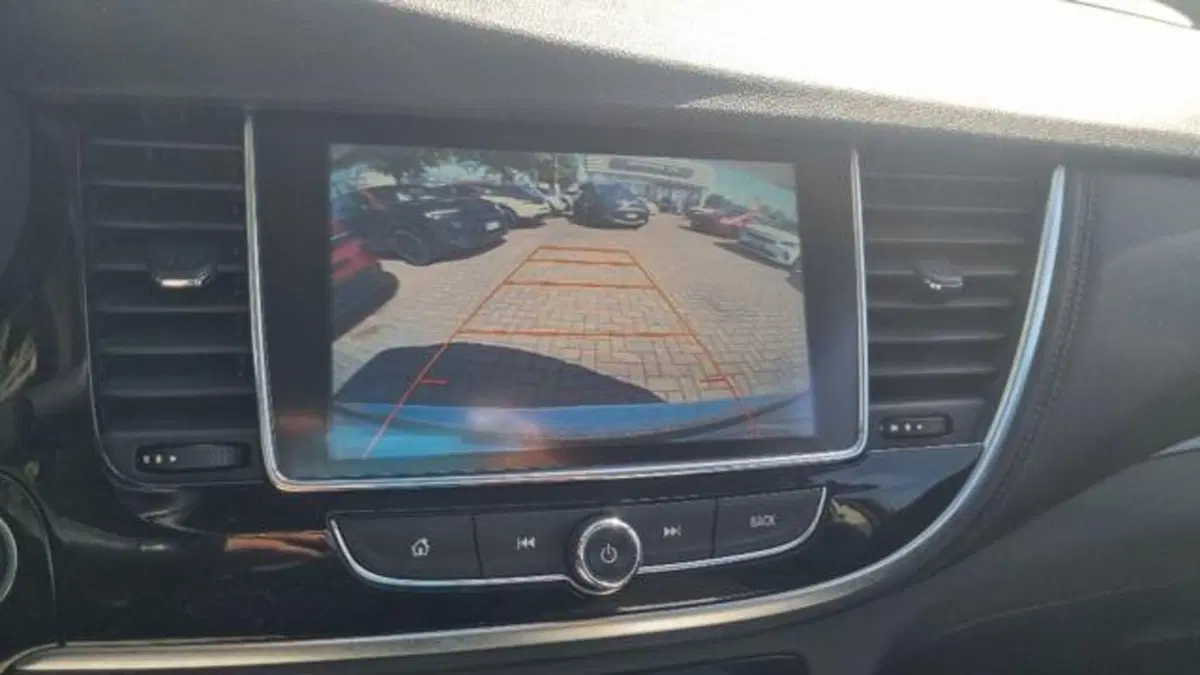 Opel Mokka usata a Savona (9)
