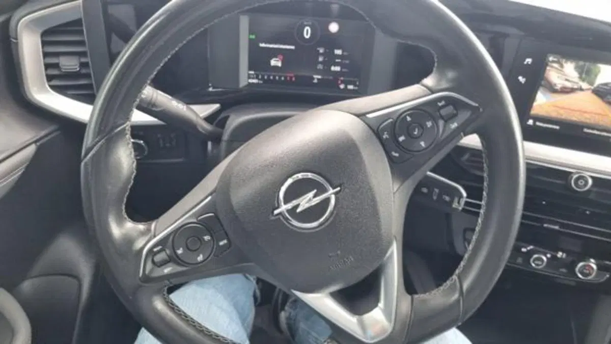 Opel Mokka usata a Savona (10)