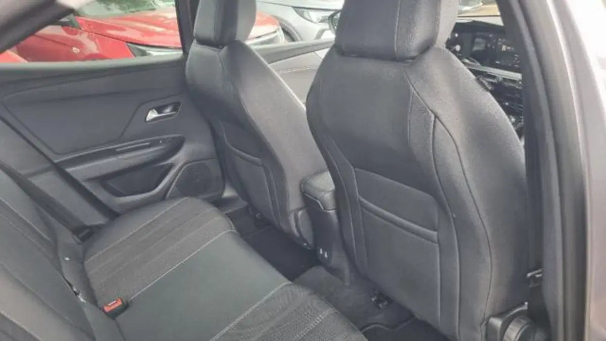 Opel Mokka usata a Savona (19)