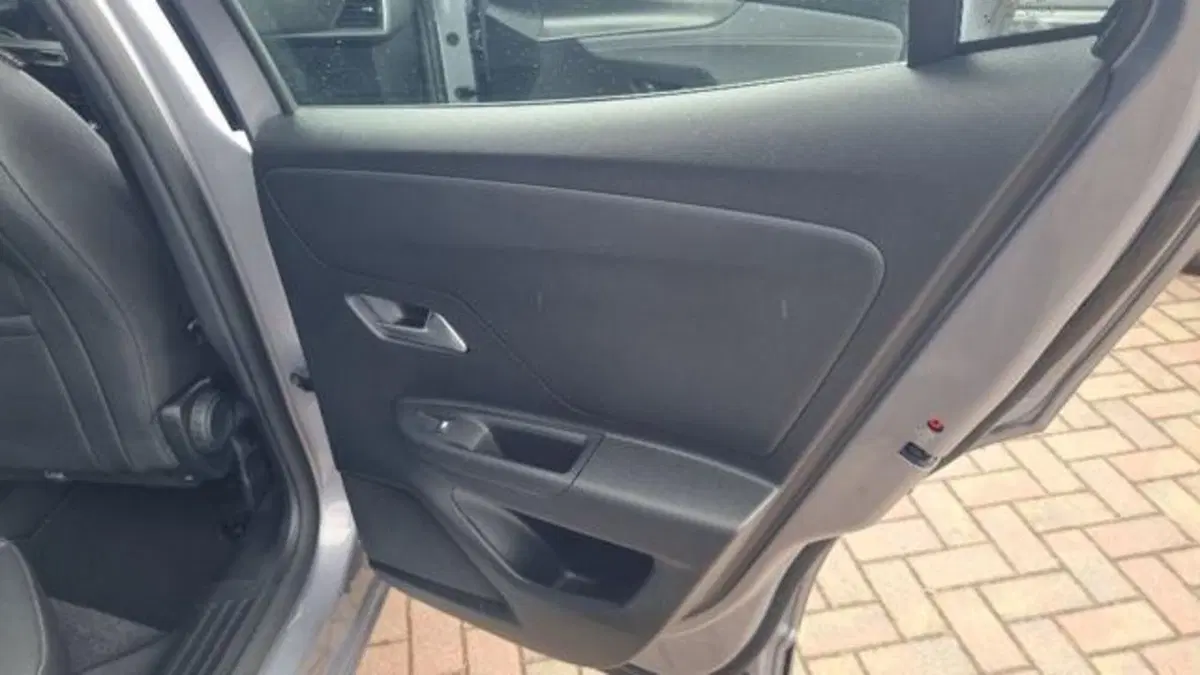 Opel Mokka usata a Savona (20)