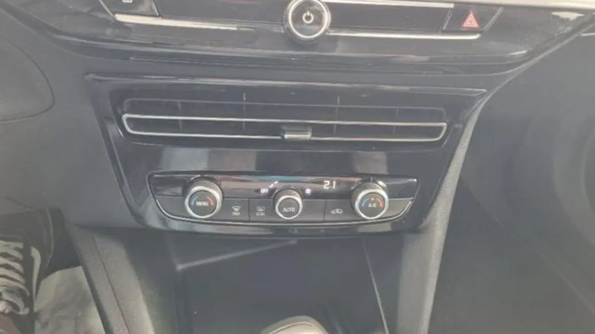 Opel Mokka usata a Savona (6)
