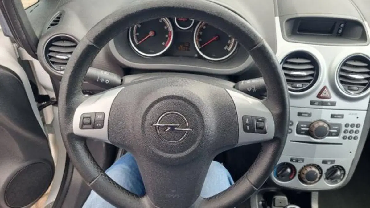 Opel Corsa usata a Savona (15)