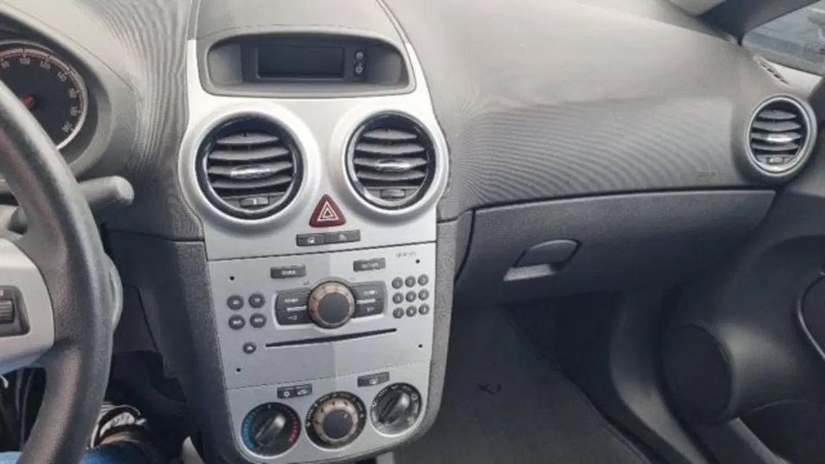 Opel Corsa usata a Savona (16)