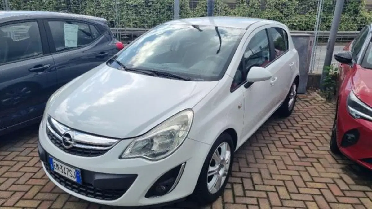 Opel Corsa usata a Savona (4)