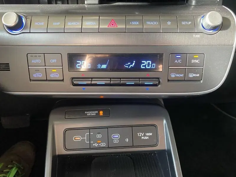 Hyundai Kona usata a Torino (11)