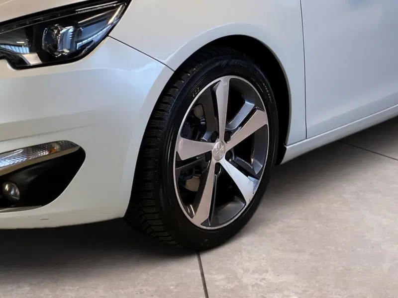 Peugeot 308 SW usata a Torino (15)