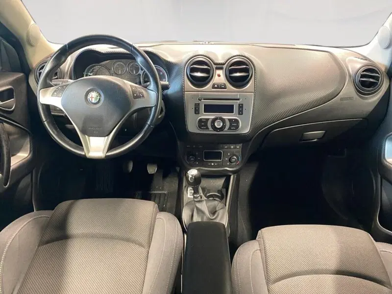 Alfa Romeo MiTo usata a Torino (5)