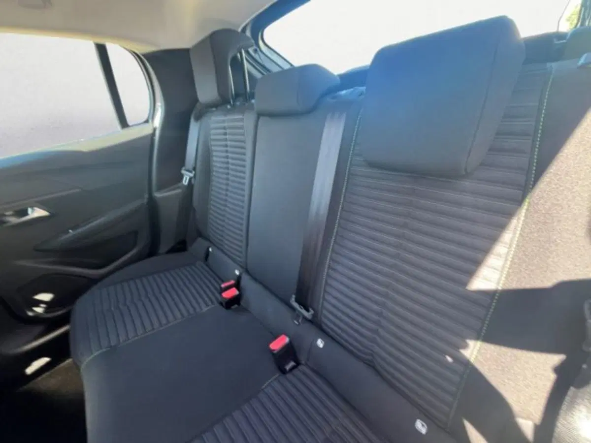 Peugeot 208 usata a Udine (12)