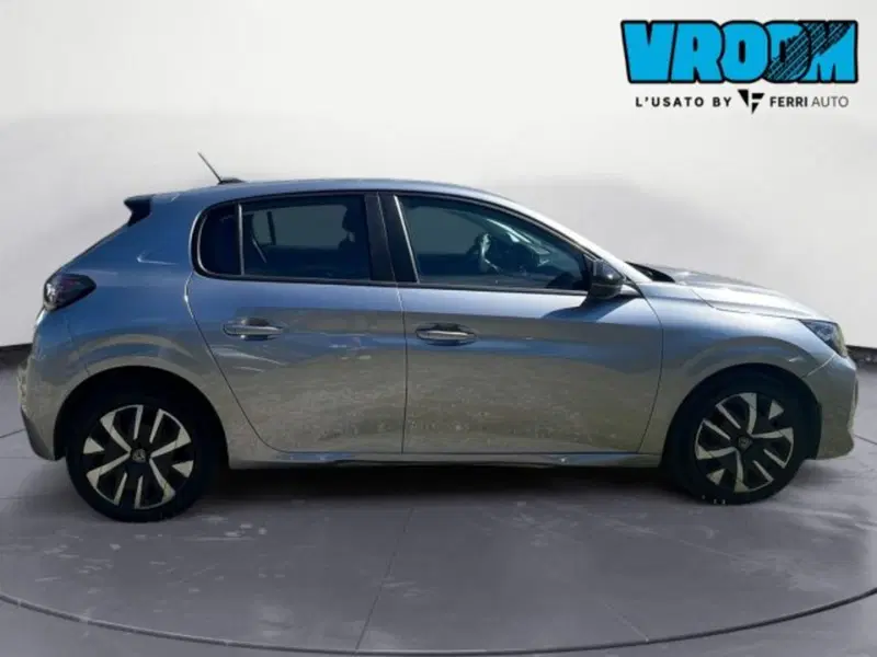 Peugeot 208 usata a Udine (4)