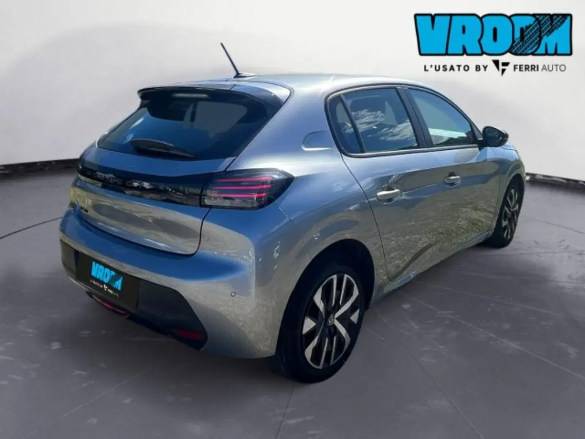 Peugeot 208 usata a Udine (7)