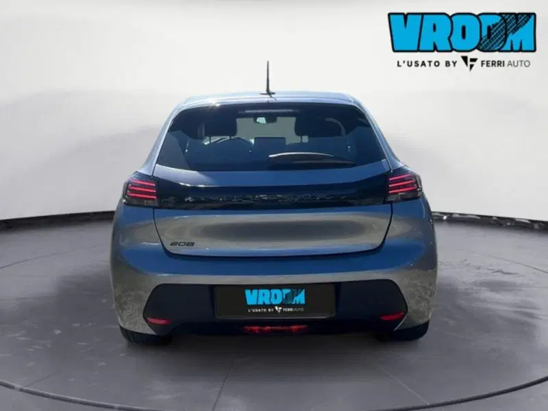 Peugeot 208 usata a Udine (7)