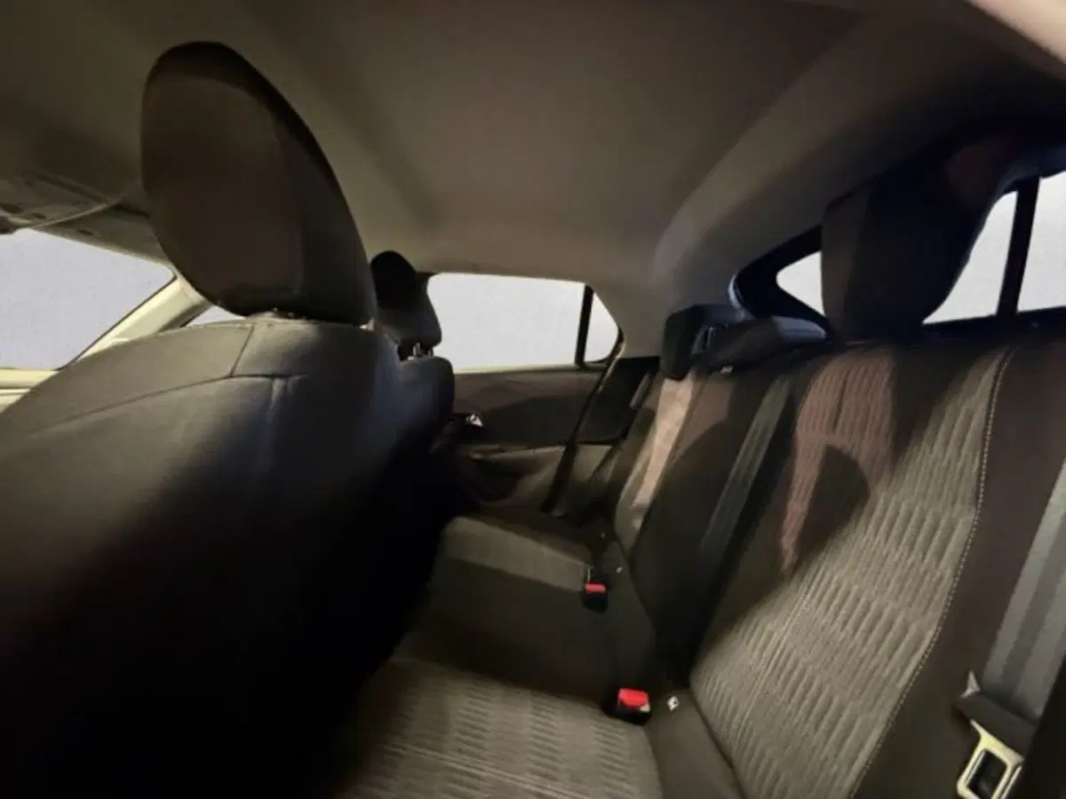 Opel Corsa usata a Udine (9)