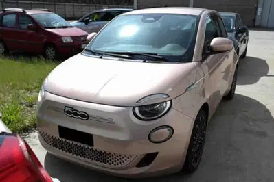 Fiat 500e Icon Berlina 42 kWh del 2022 usata a Pianezza