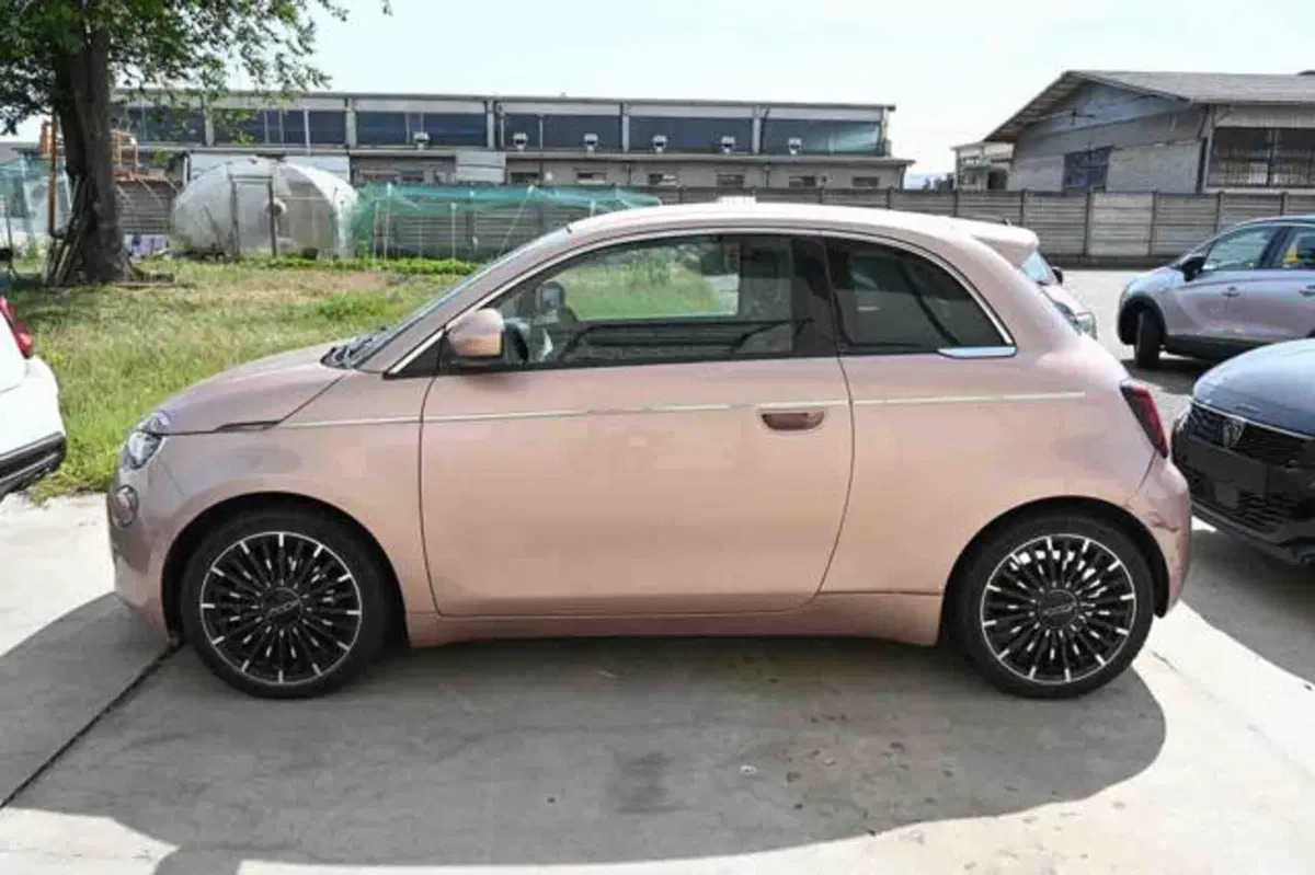 Fiat 500e usata a Torino (16)