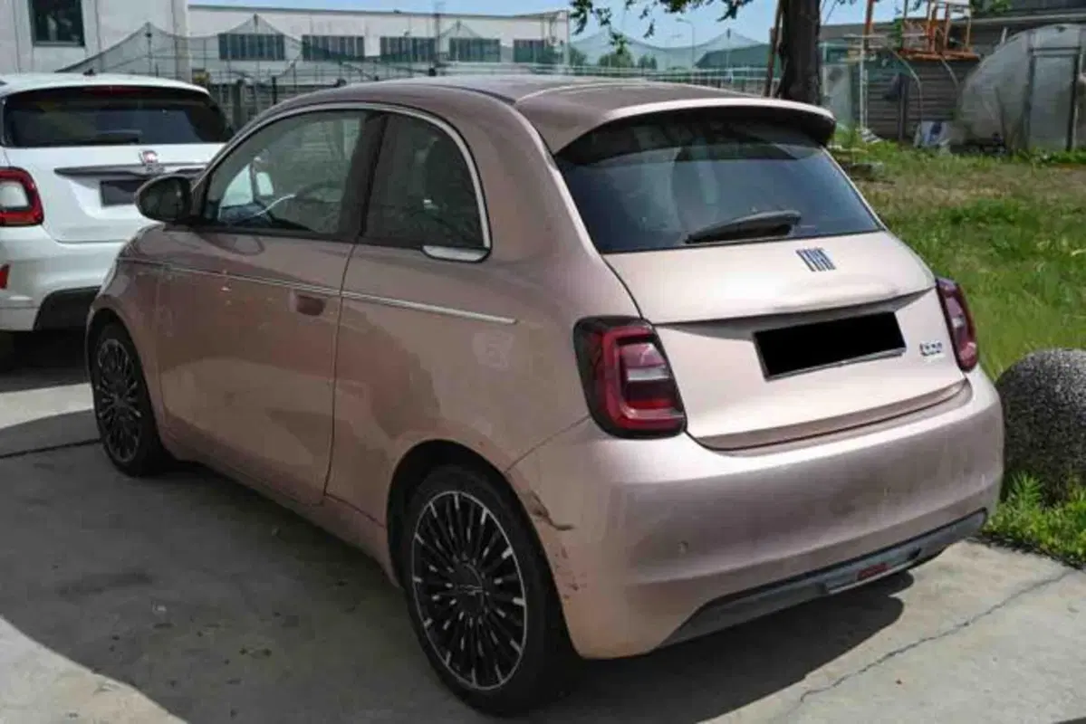 Fiat 500e usata a Torino (4)