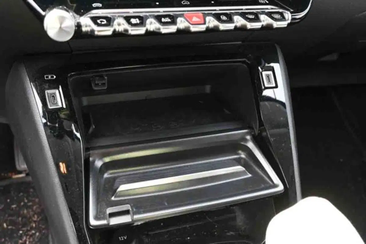 Peugeot 208 usata a Torino (15)