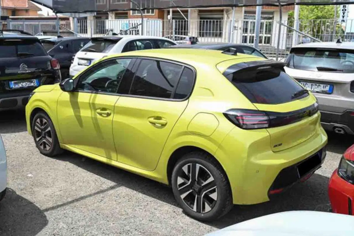 Peugeot 208 usata a Torino (4)