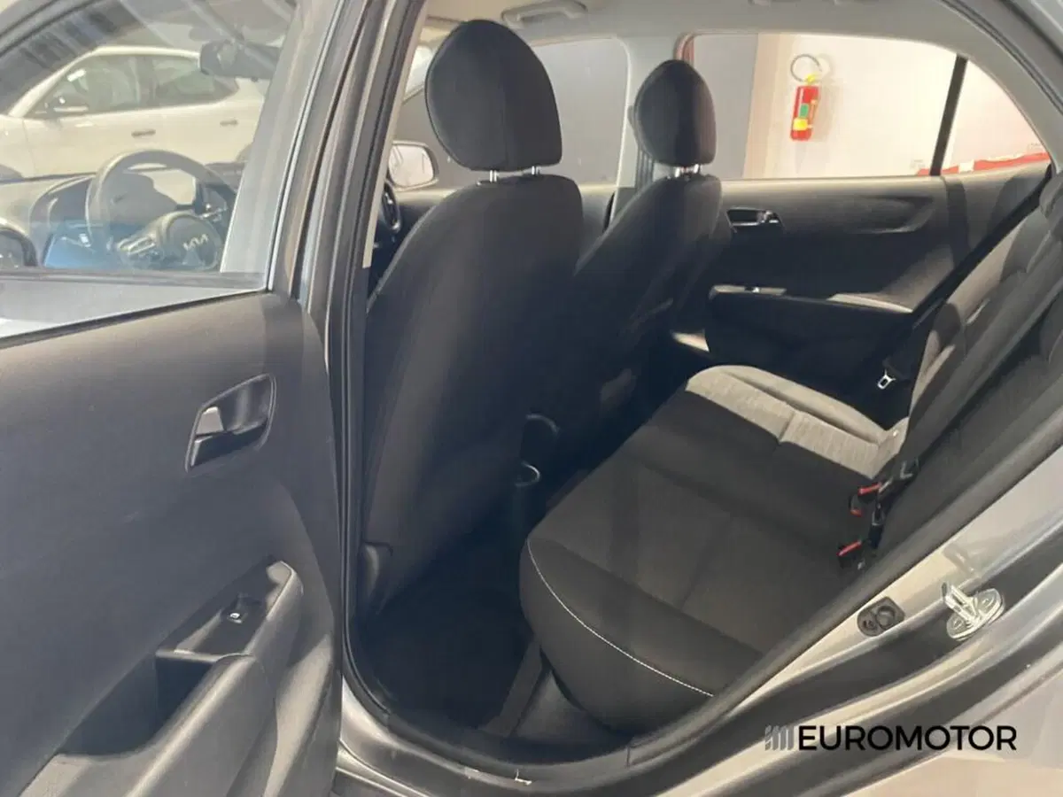 Kia Picanto usata a Bari (13)