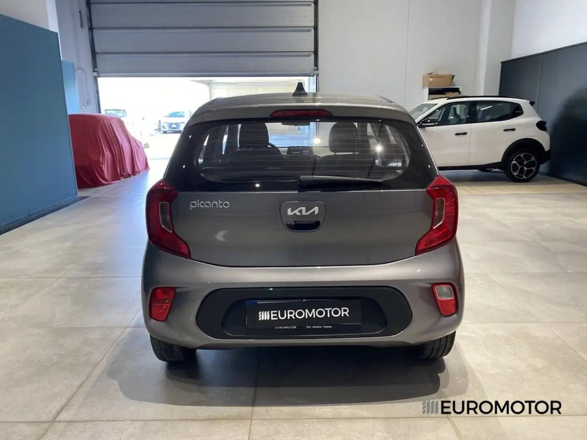 Kia Picanto usata a Bari (7)