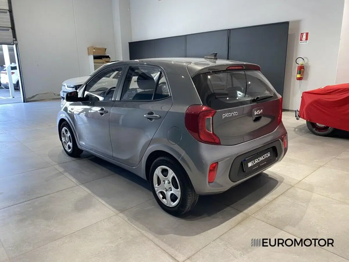 Kia Picanto usata a Bari (8)