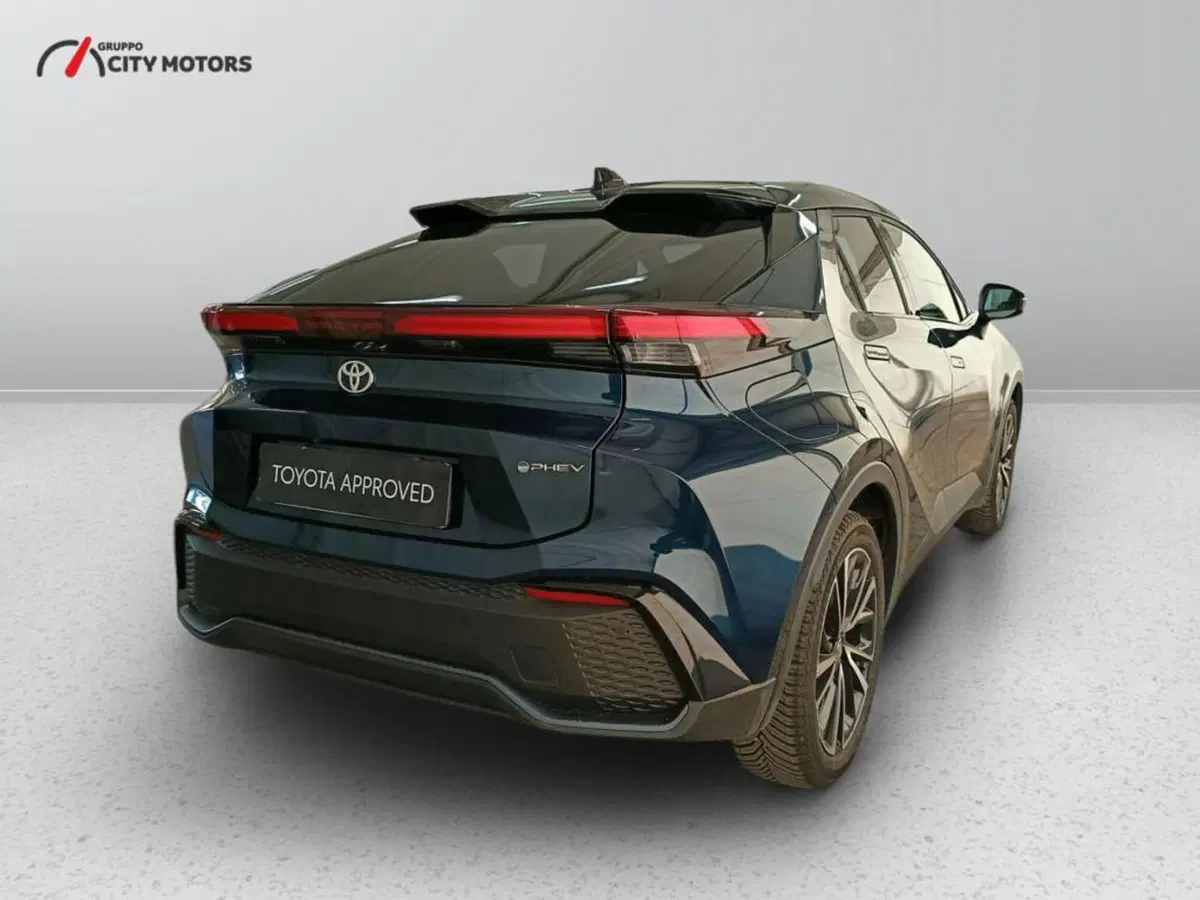 Toyota Toyota C-HR usata a Monza e Brianza (6)