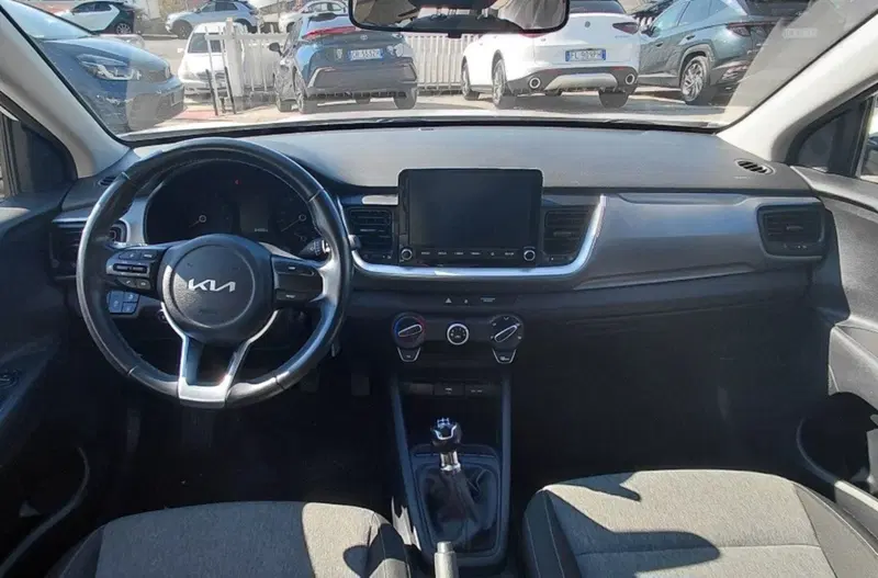 Kia Stonic usata a Cosenza (11)