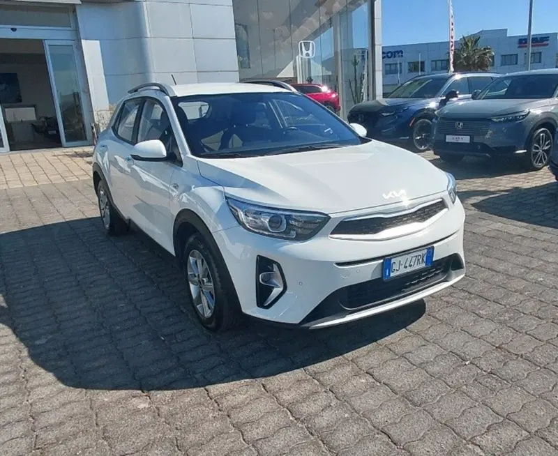 Kia Stonic usata a Cosenza (3)